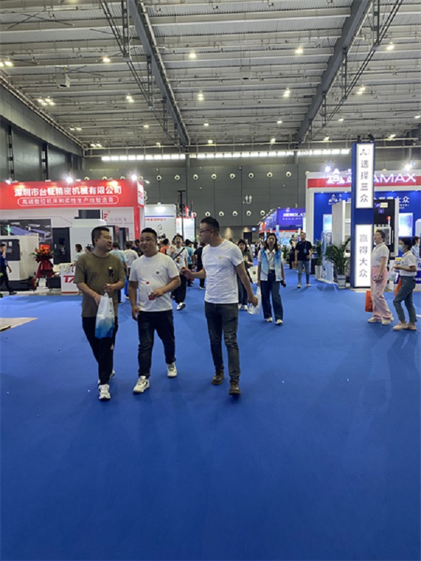 長沙變頻器,長沙軟啟動(dòng),長沙控制柜,長沙文鋮電氣設(shè)備有限公司 長沙變頻器,長沙軟啟動(dòng),長沙控制柜,長沙文鋮電氣設(shè)備有限公司