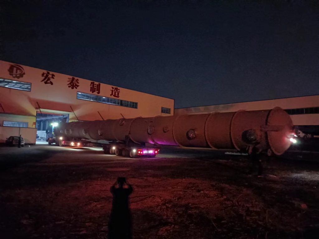 湖南宏泰承接國內某新材料的鋰電材料裝置4臺設備順利完工發貨