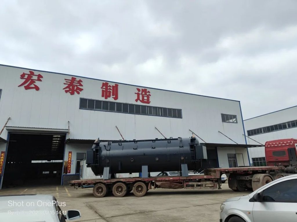 湖南宏泰承接的湖南某變頻設備有限公司的兩臺壓力爐殼順利出廠